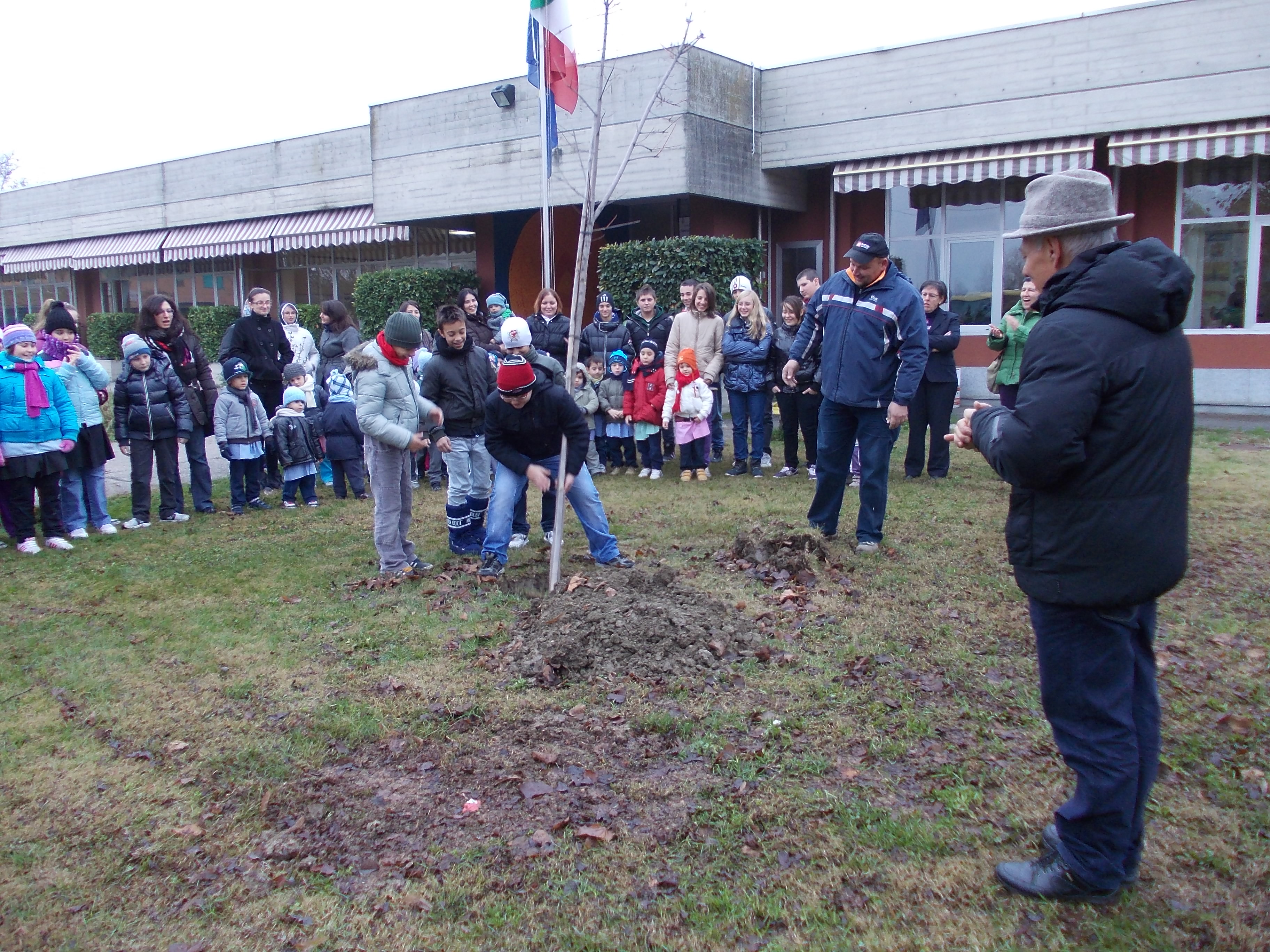 festa-albero-2011-1.JPG