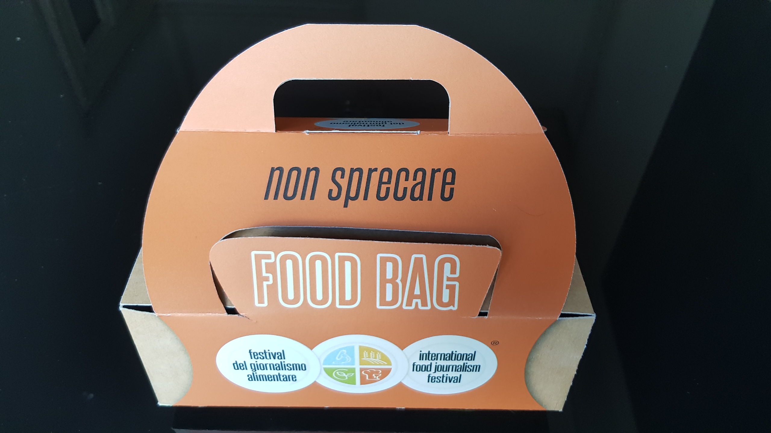 food-bag-festival-del-giornalismo-alimentare.jpg