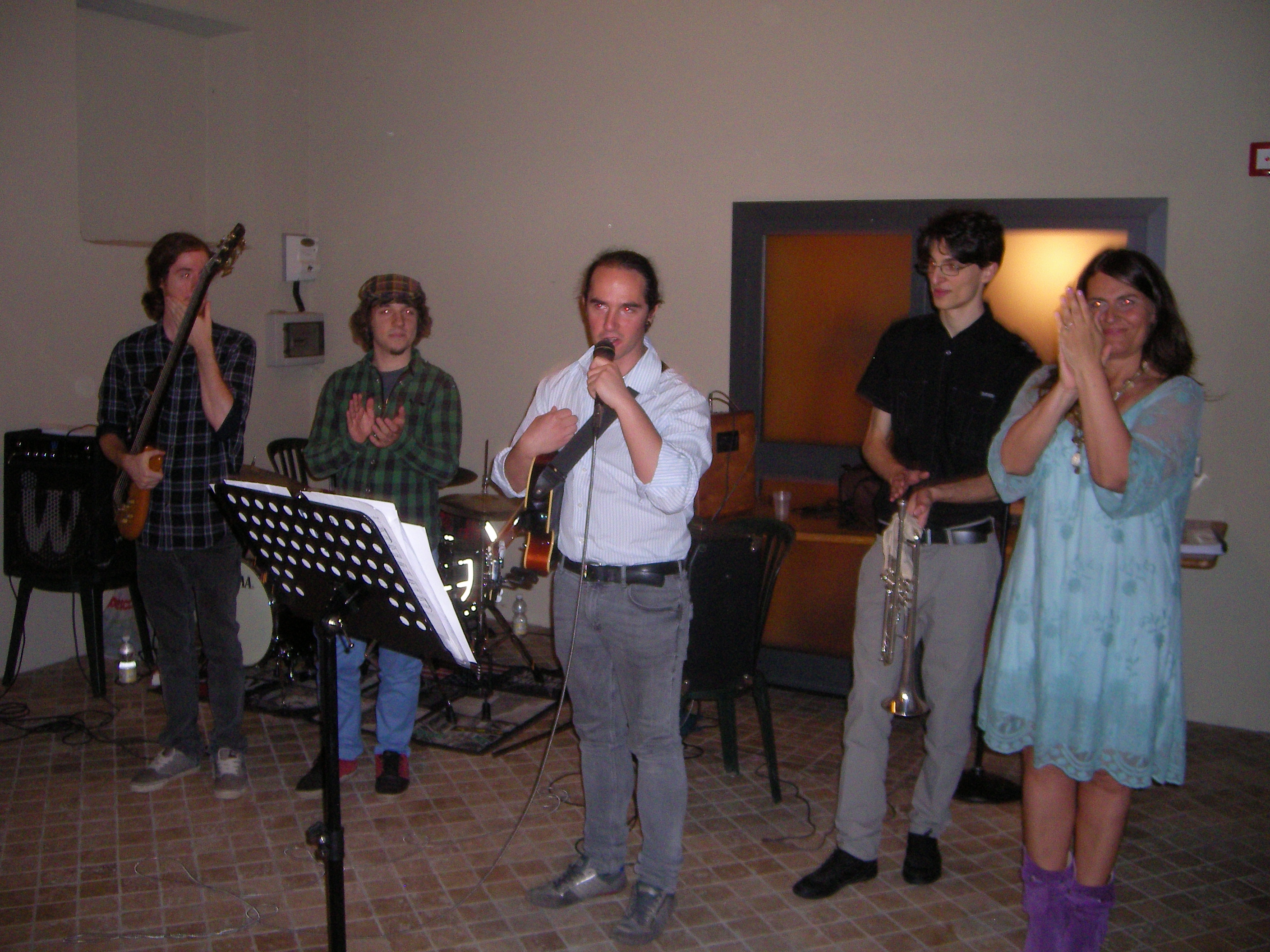 un-momento-del-concerto-jazz-nellantica-corte-dei-marchesi-di-occimiano.JPG